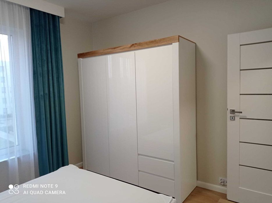 Mieszkanie z miejscem parkingowym zadaszonym B. Komorowskiego w Ełku