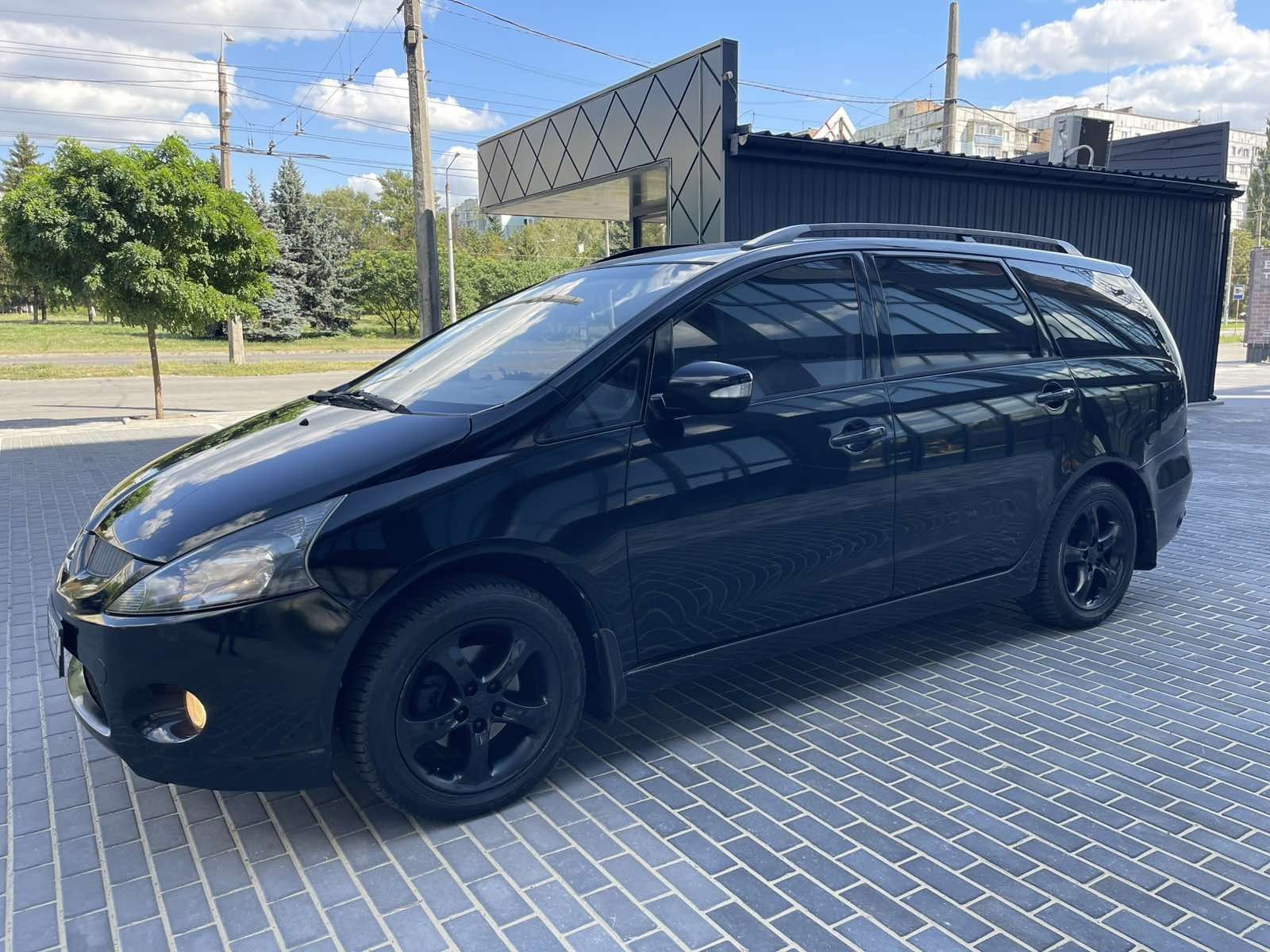 Mitsubishi Grandis 2.4 Газ Автомат