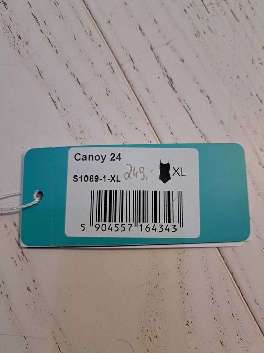 Ekskluzywny jednoczęściowy strój kąpielowy biały