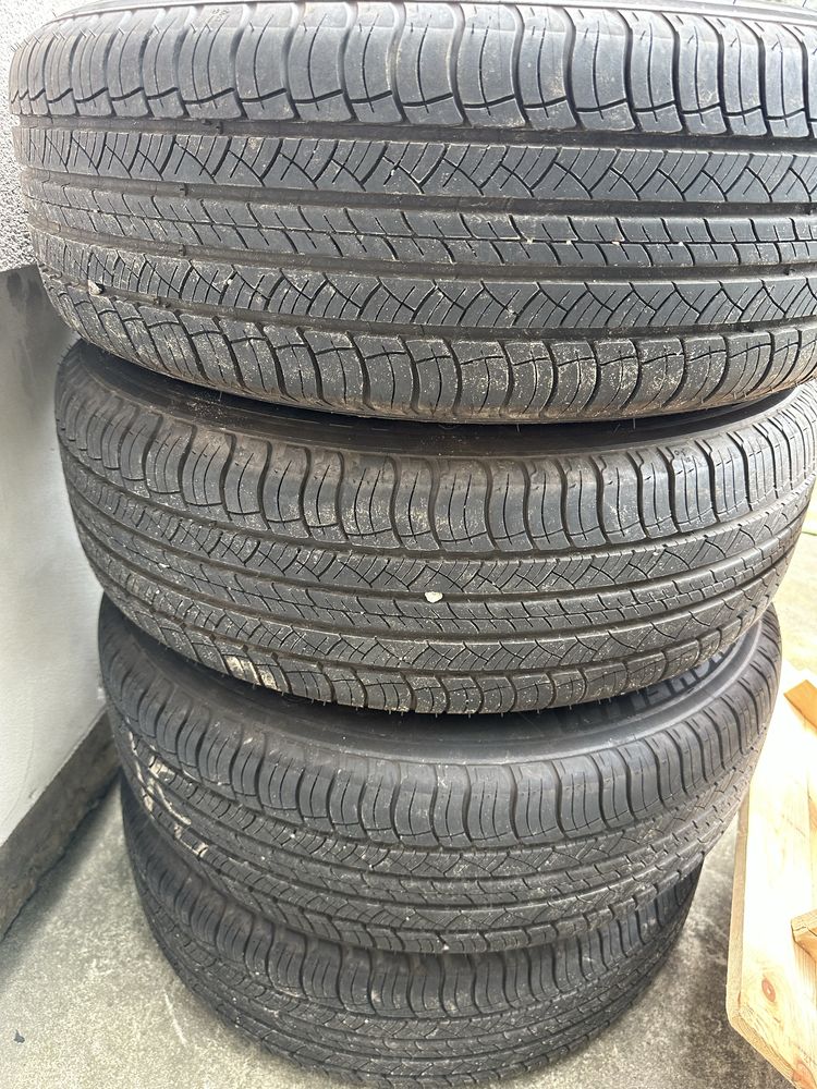 235/65/R18 літня гума Michelin як нова 21 рік