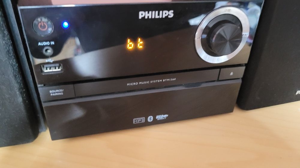 Mini wieża Philip BTM1360 FM/Cd/Aux/Bluetooth Pilot