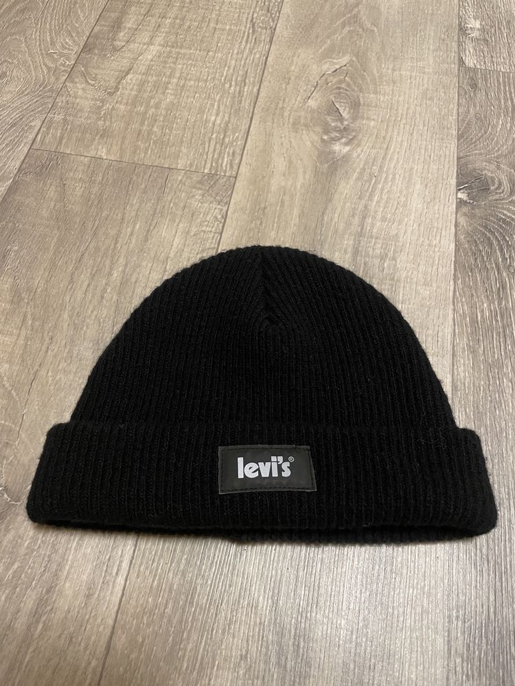 Продам шапка Levis шерсть 100%
