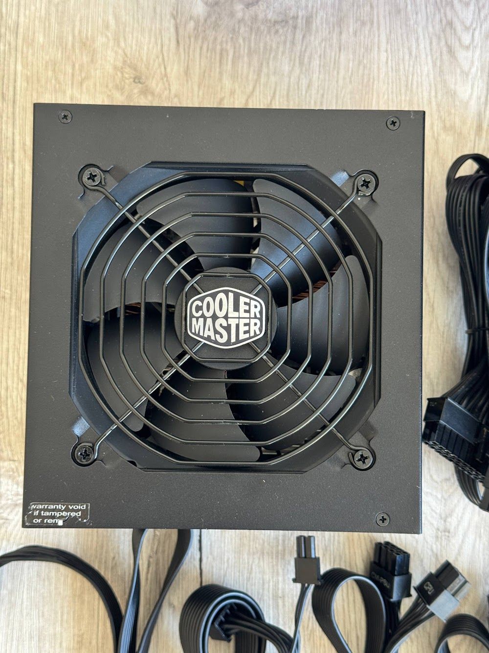 Блок живлення Cooler Master MWE 750 Gold V2 80 PLUS ‎MPE-7501-AFAAG-EU