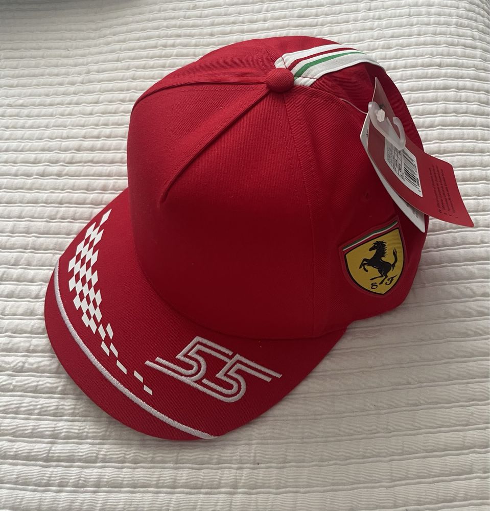 Boné Scuderia Ferrari