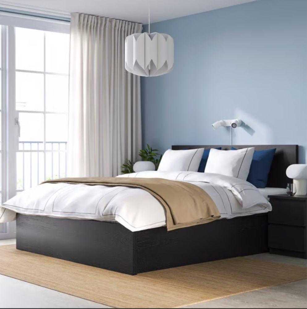 Cama MALM preta 160x200 semi-desmontada