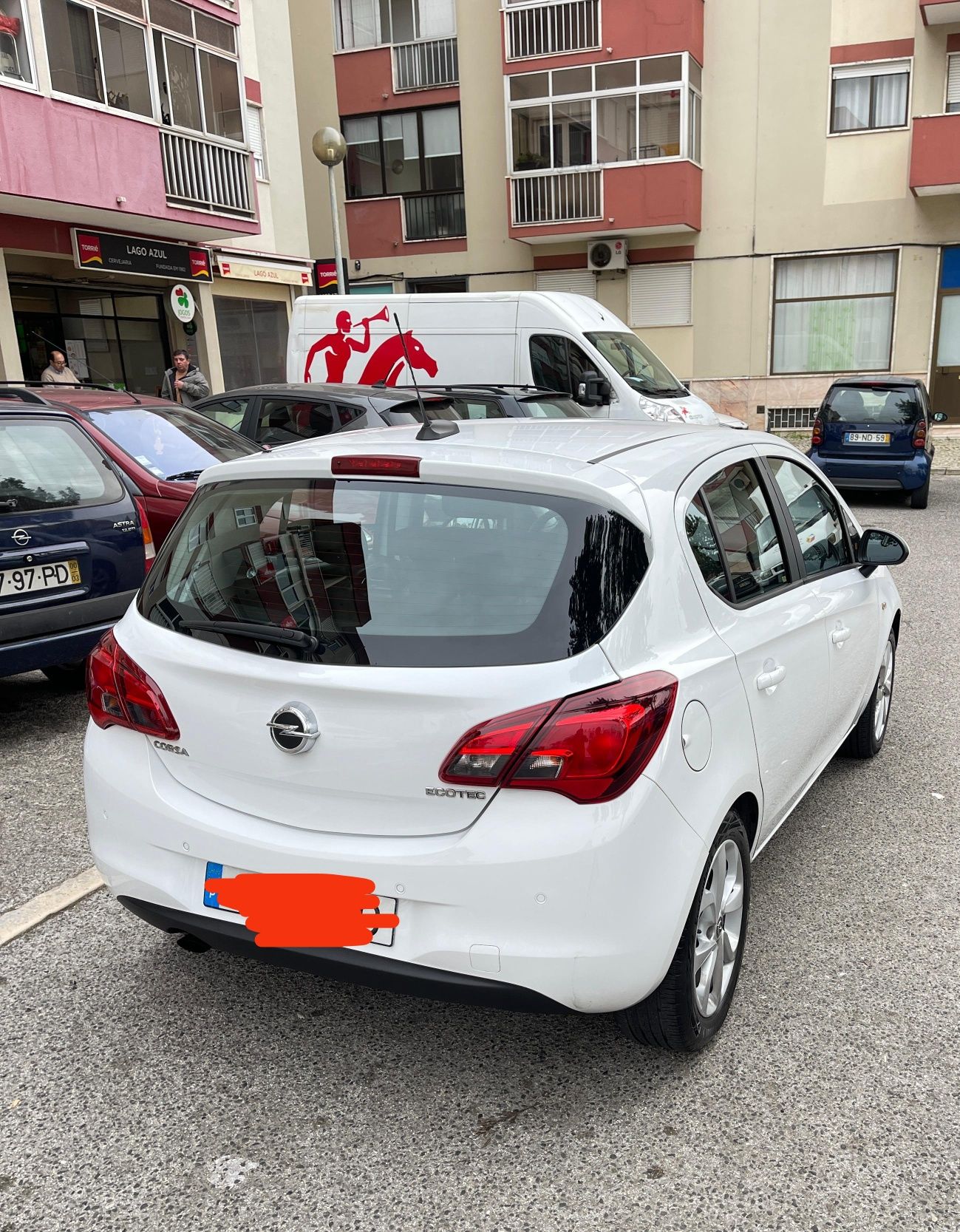 Carro Opel corsa