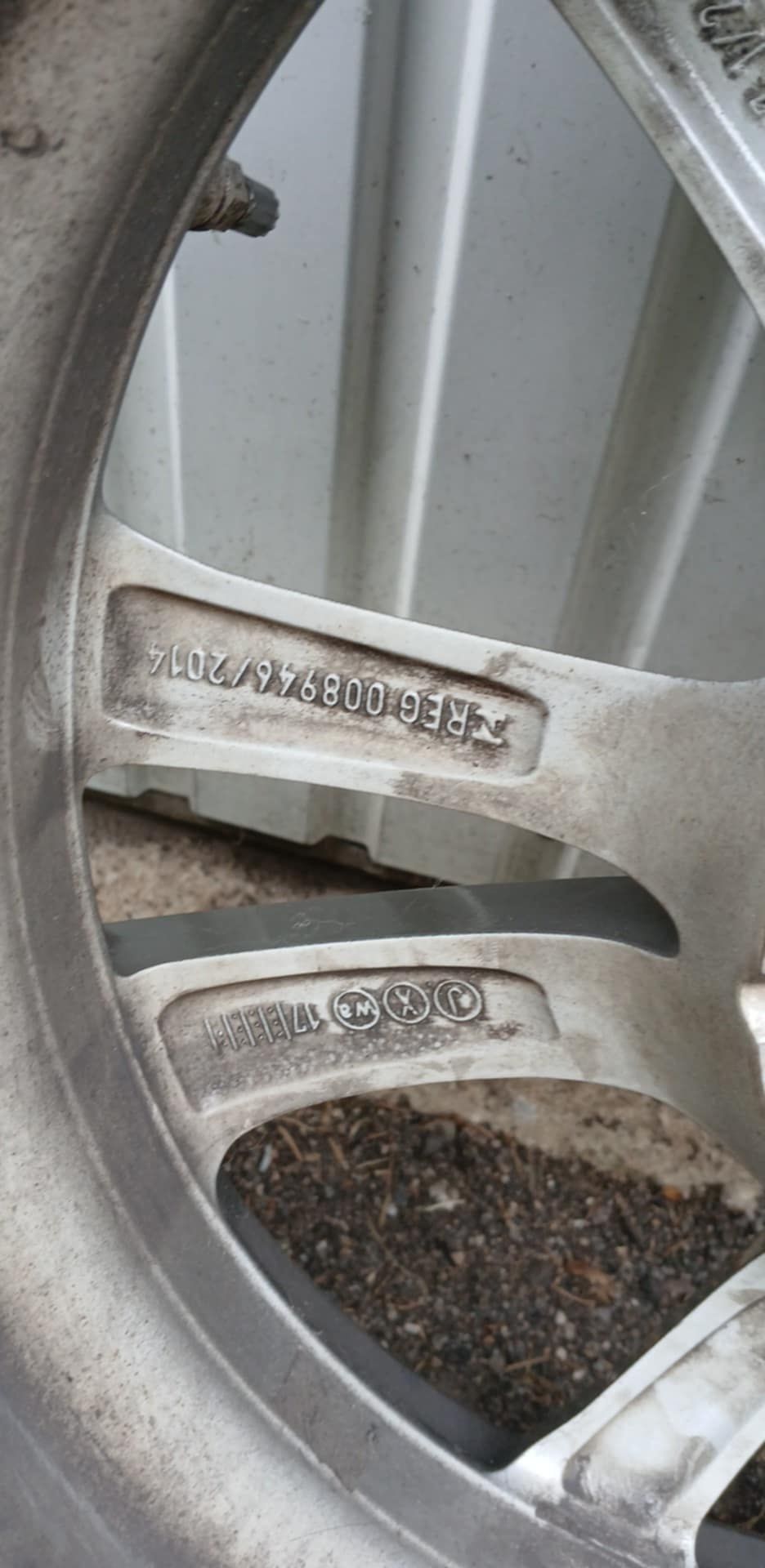 Felgi aluminiowe koła zima BMW orginał 17 cali opona 225/55