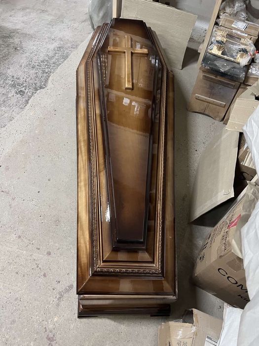 Труни дерев‘яні лаковані! Шестигранник, чотиригранники , саркофаги.