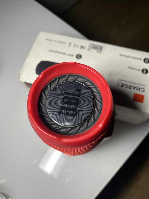 Колонка JBL новая