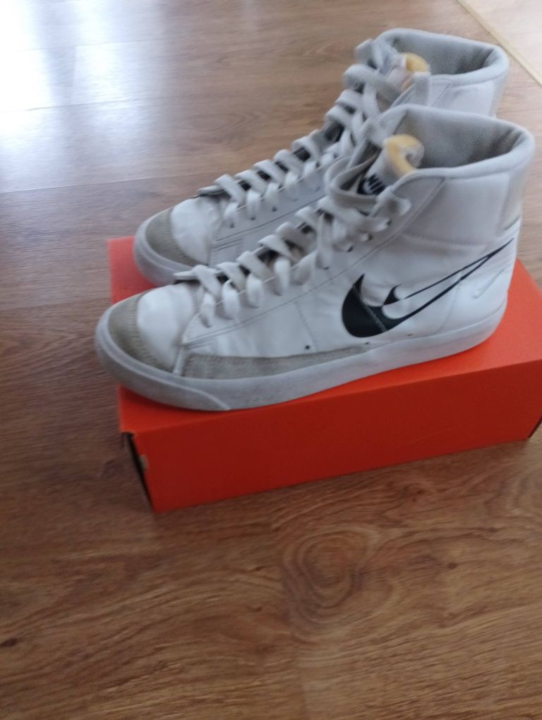 Buty damskie Nike blazer