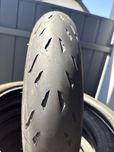 Мото шина скат 120/70/17 r17 Michelin
