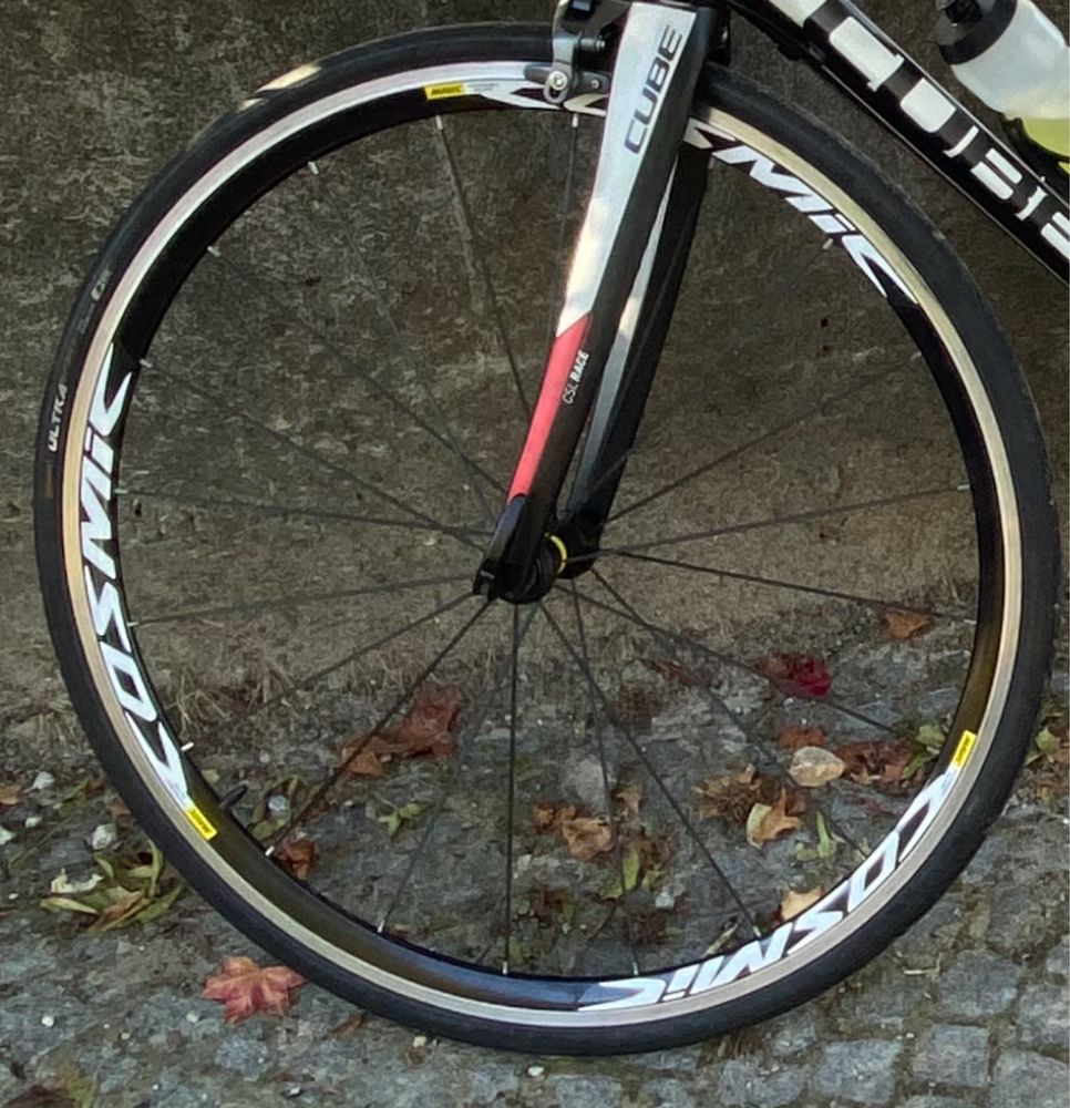 Bicicleta de estrada Cube csl race carbono