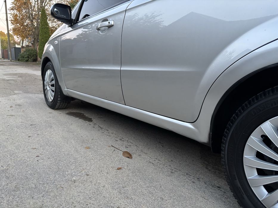 Chevrolet Aveo 1.6, gaz/benzin в отличнейшем состоянии!