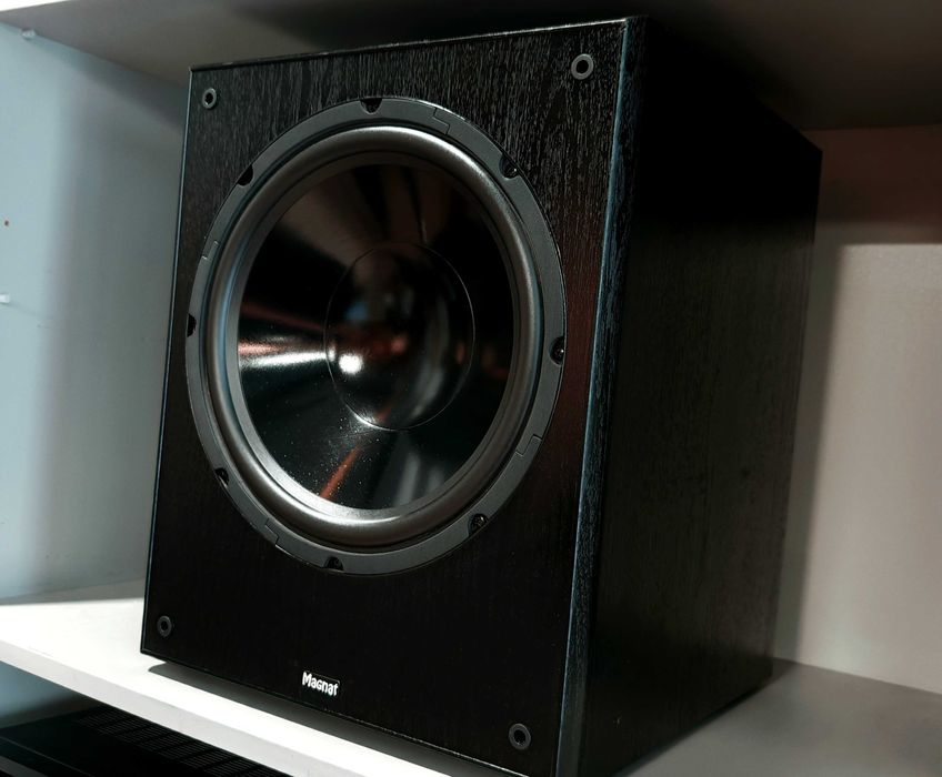 Potężny Aktywny Subwoofer MAGNAT Monitor Supreme SUB 300A 12' Czarny