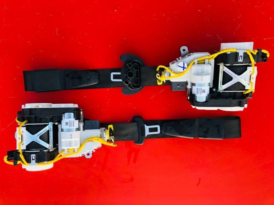 AUDI A6 C7 4G A7 4G8 A8 D4 4H PAS BEZPIECZEŃSTWA  PRZEDNI LEWY PRAWY PASY PRZEDNIE NOWE !!!