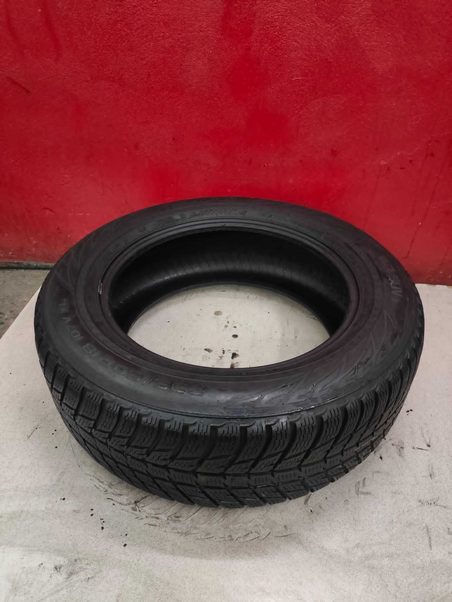 Opony 235/60/18 nokian