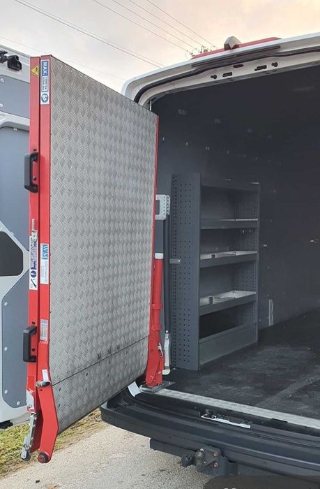 Rampa najazdowa - podjazd na wózek inwalidzki  Rampy inne większe