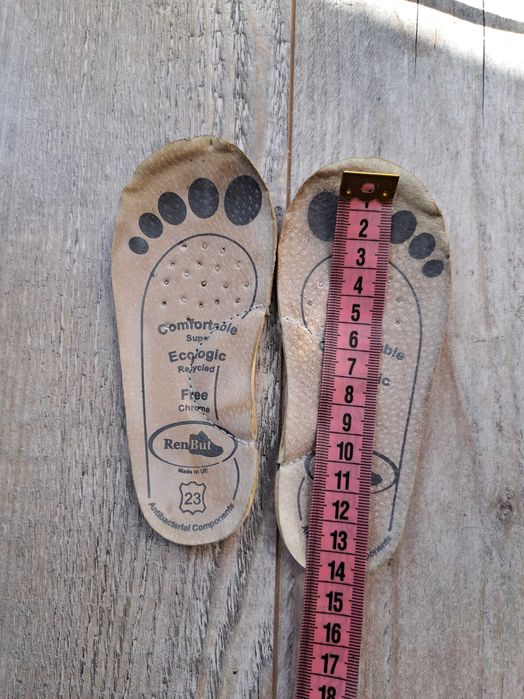 Buciki Renbut rozmiar 23 wzór w piłki