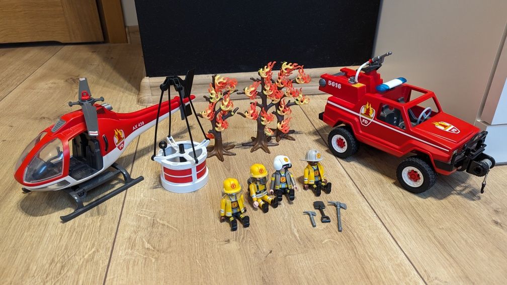 Zestaw klocki zabawek pożar straż helikopter Playmobil City Action 951
