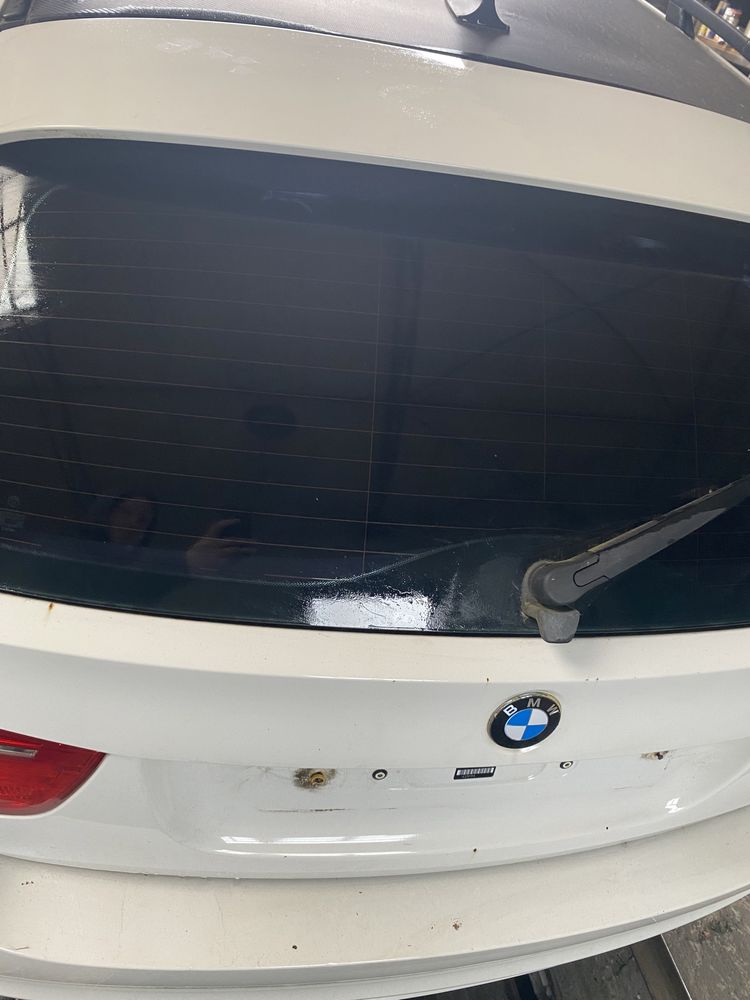 Klapa tyl tylna bagazniaka bmw e91 lci lift a300