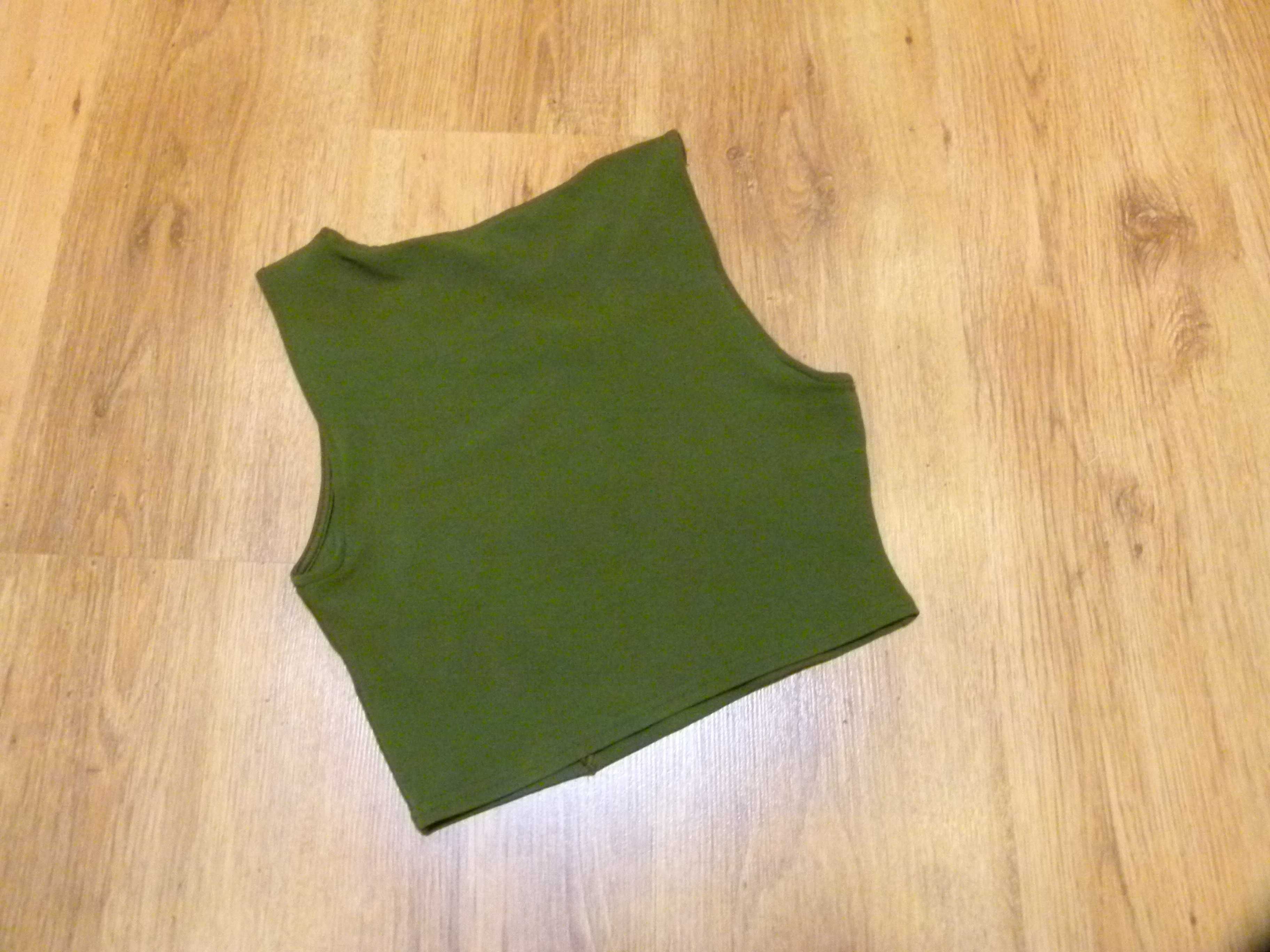 Stradivarius koszulka bluzka crop top khaki rozm 36 S