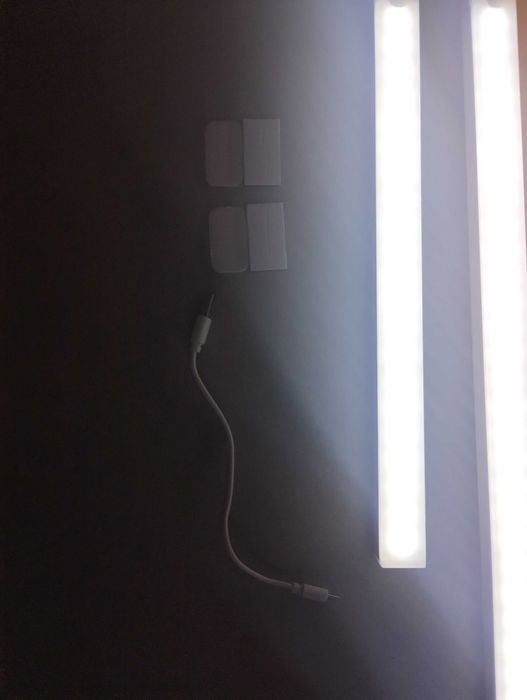 LED лампа (ТЕПЛА) з датчиком руху і акумулятором 21 діод / 30см