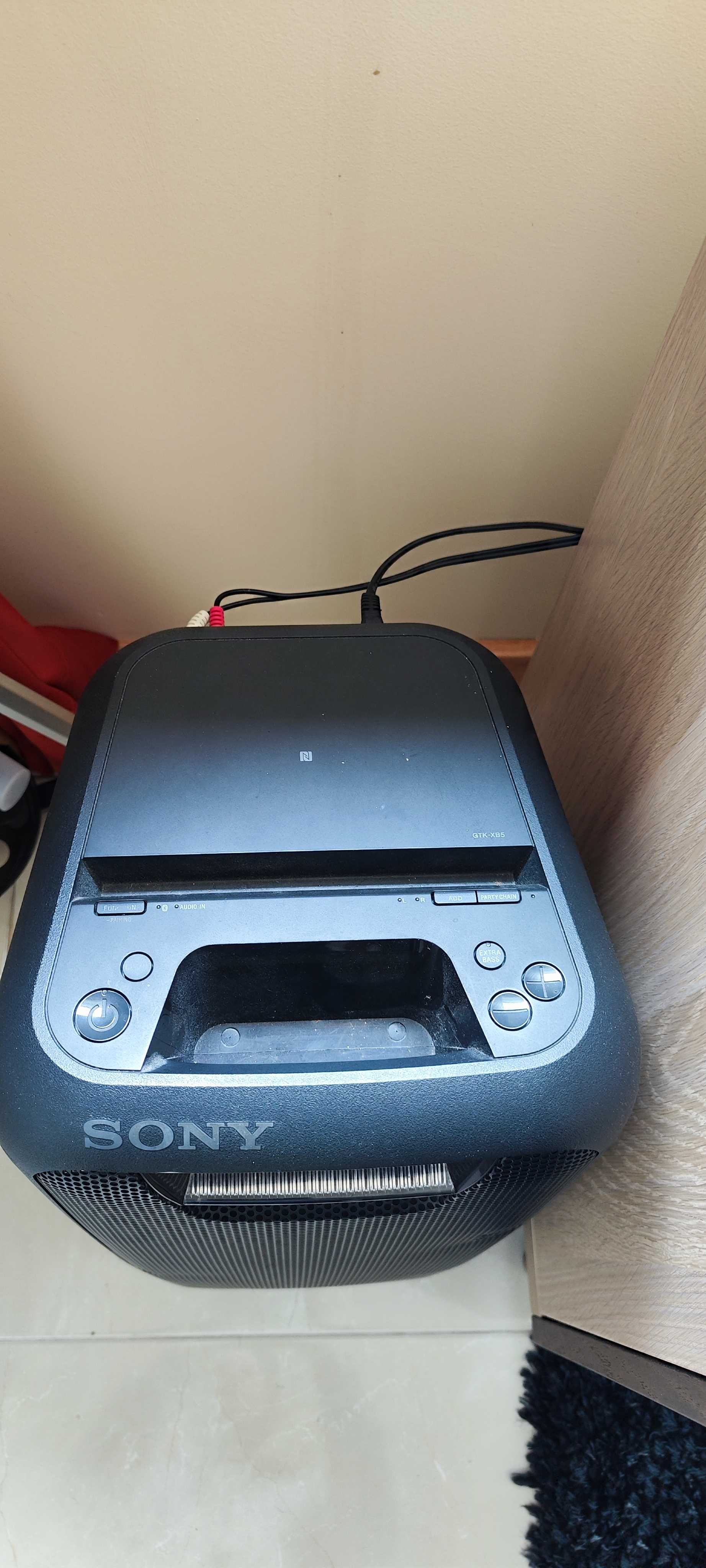 Colunal Sony GTK-XB5