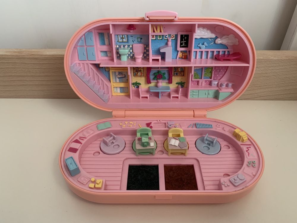 Polly Pocket Bluebird Stampin' School Playset