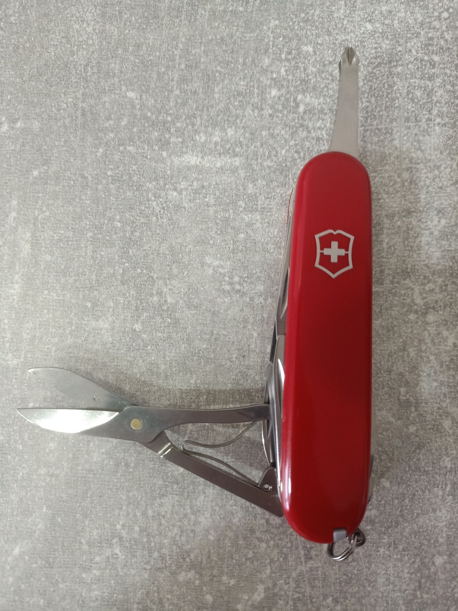 Victorinox explorer