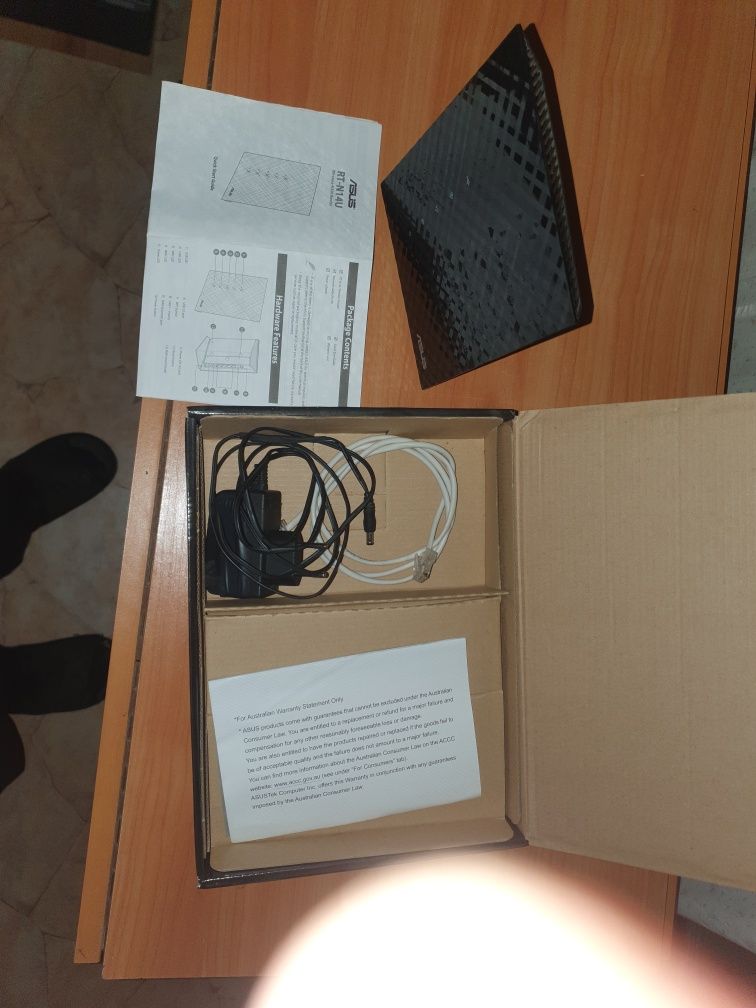 Продам роутер Asus