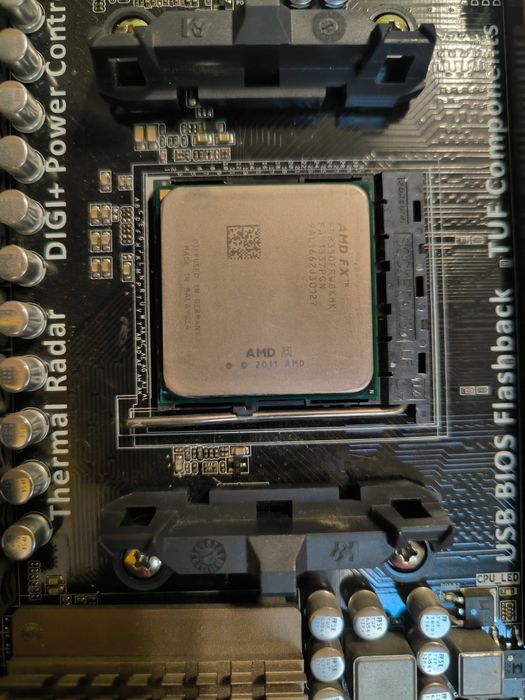 Комплект FX-8350 + Asus Sabertooth 990FX