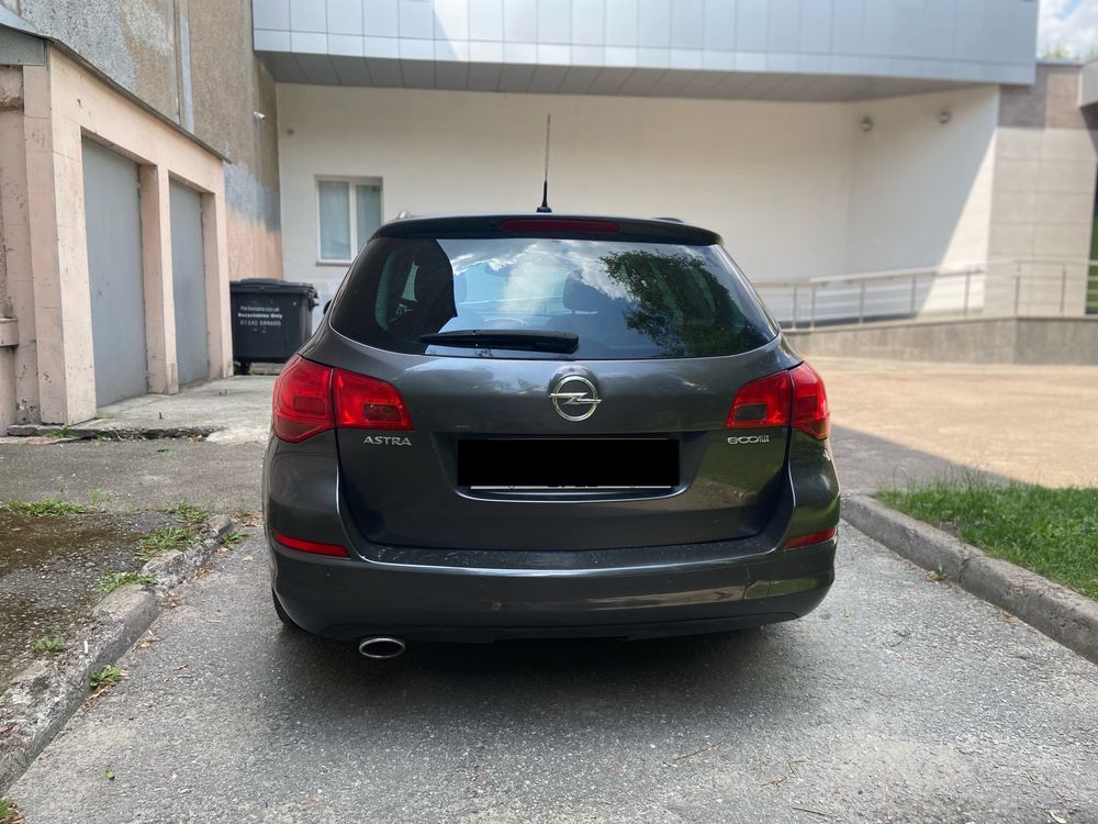 Opel astra 2012 газ бензин