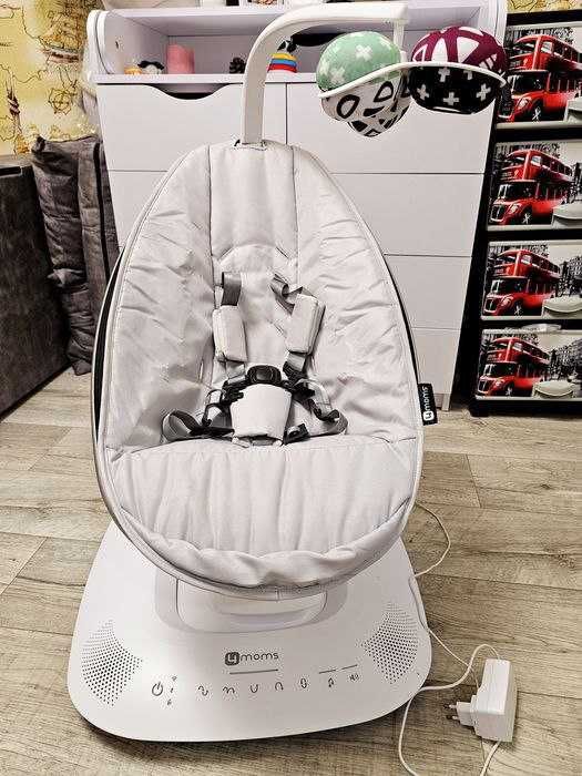 Заколисуючий центр 4moms mamaRoo 5.0 качели мамару укачивающий шезлонг