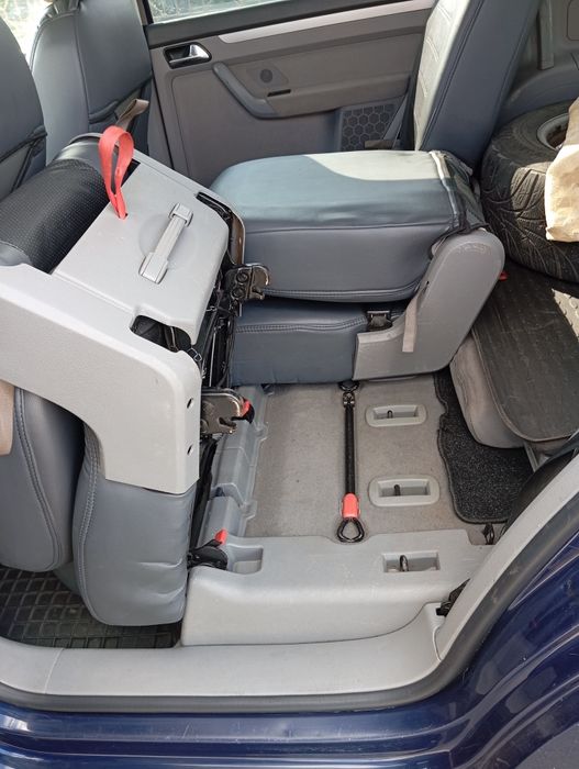 Фольцваген Тауран 2004г.в.