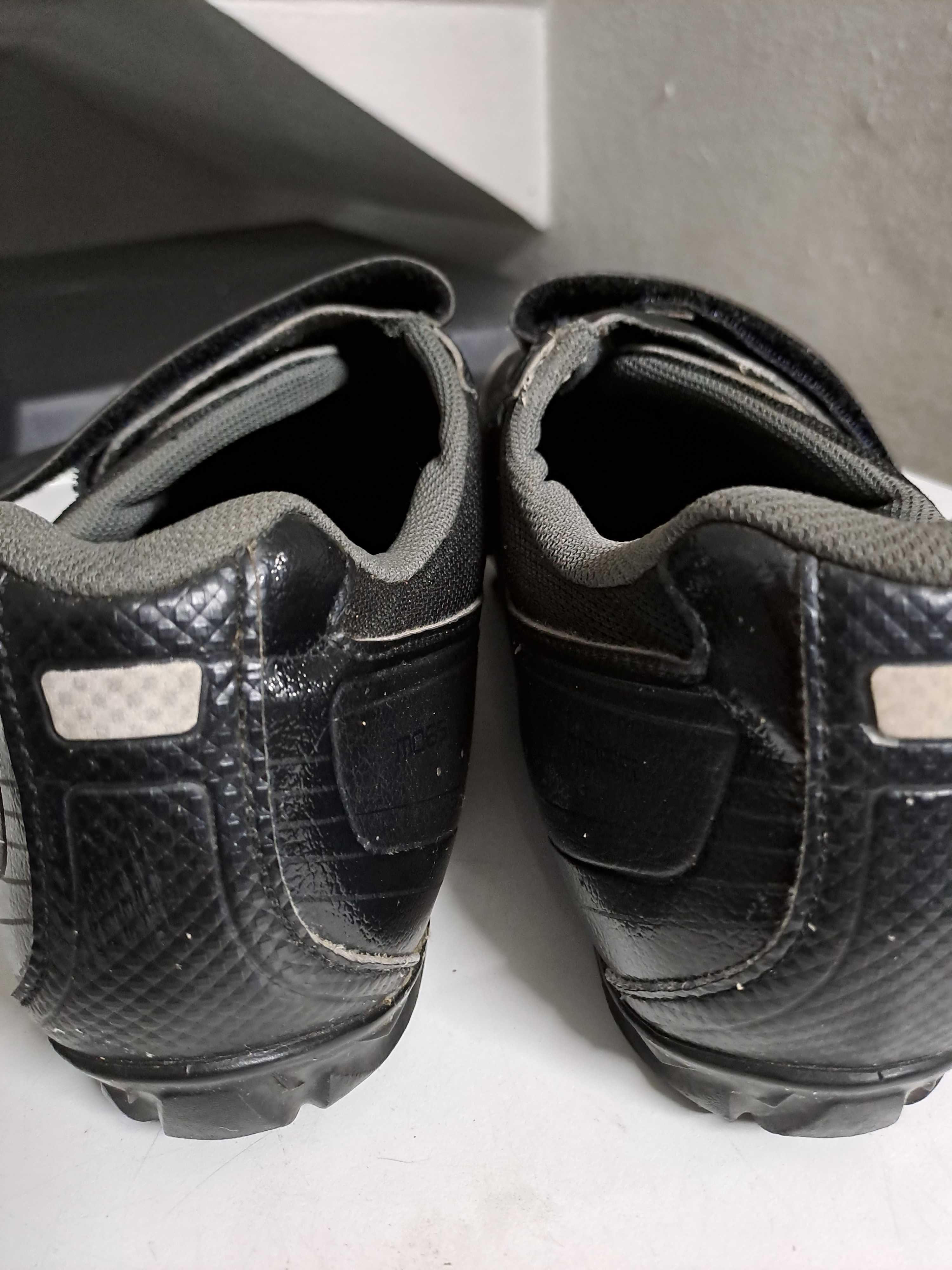 Sapatos BTT da Specialized e Shimano de encaixe SPD