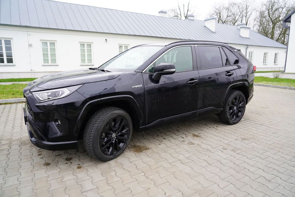 Toyota RAV4 Toyota RAV4 Black Edition by JBL 4x4 I rejestracja 01/2021