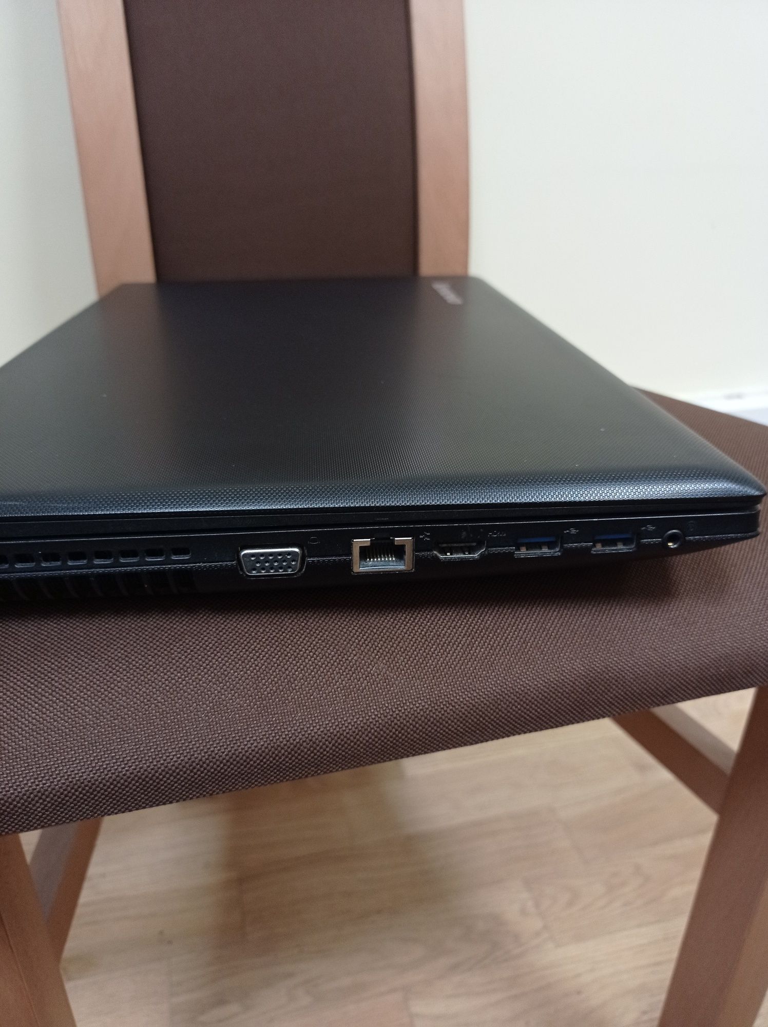 Sprzedam laptopa Lenovo G510