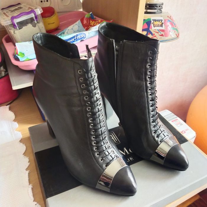 Женские итальянские кожаные ботильоны 41 размер. Новые