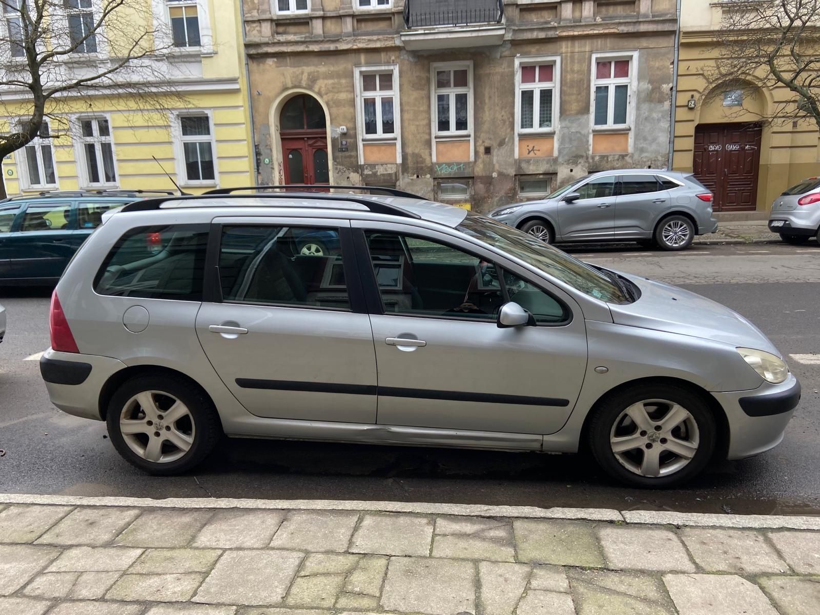 Peugeot 307 w dobrym stanie.