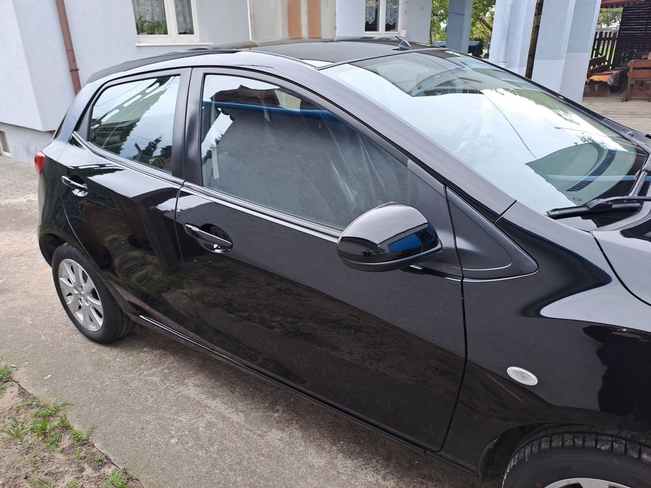 Mazda 2 poj.1,3 benzyna 2012rok. 169800km