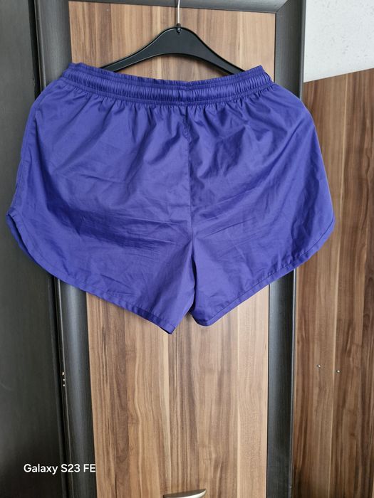 Spodenki krotkie damskie Puma rozmiar M stan idealny