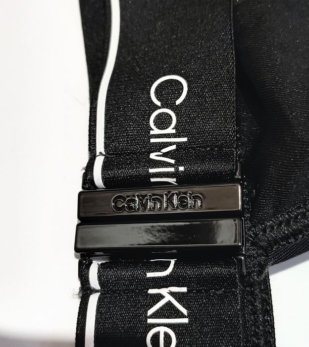 Calvin Klein жіночий чорний верх, ліф від купальника .