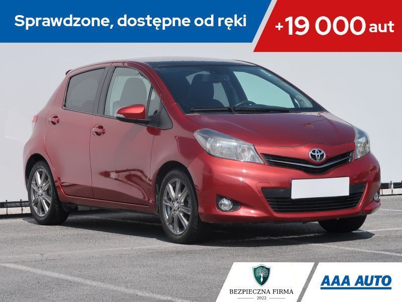 Toyota Yaris 1.33 Dual VVT-i, GAZ, Skóra, Navi, Klimatronic, Dach panoramiczny