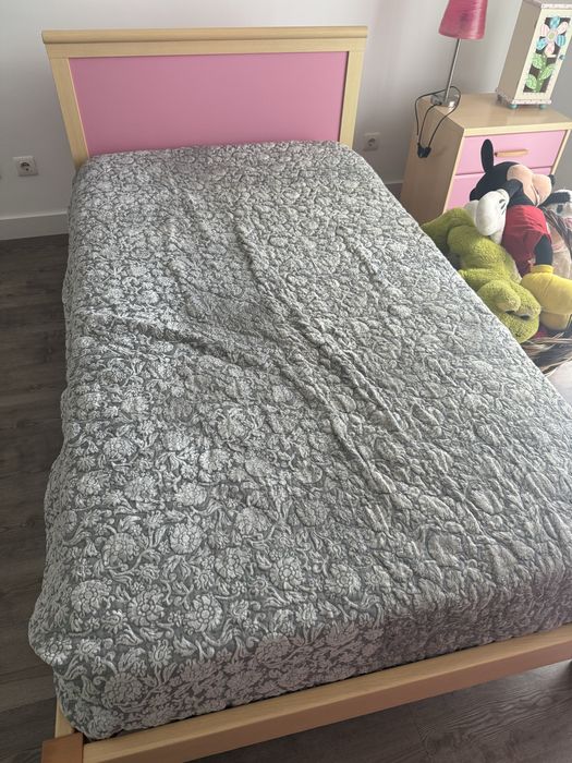 Mobilia de quarto para menina