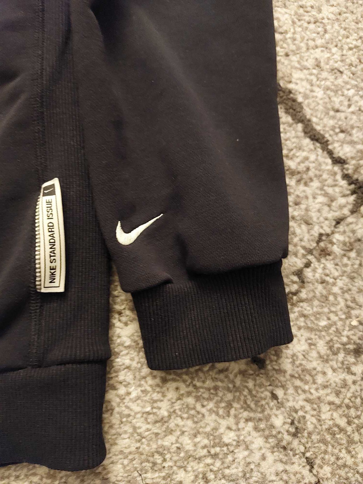 Bluza NIKE czarna 158-170