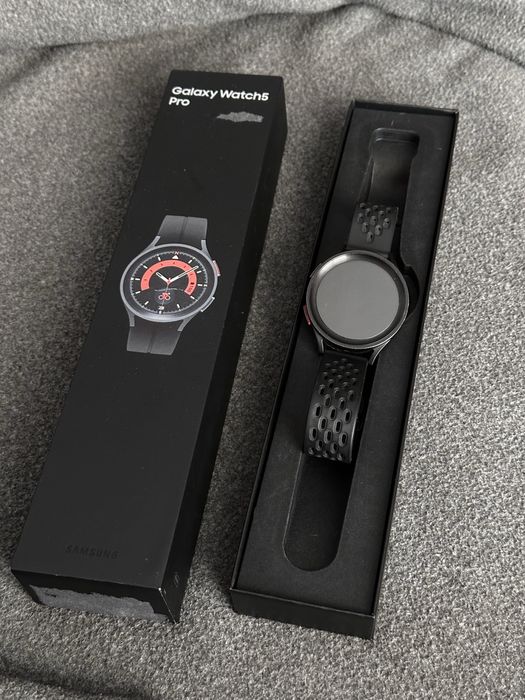 Розумний годинник Galaxy Watch5 Pro
