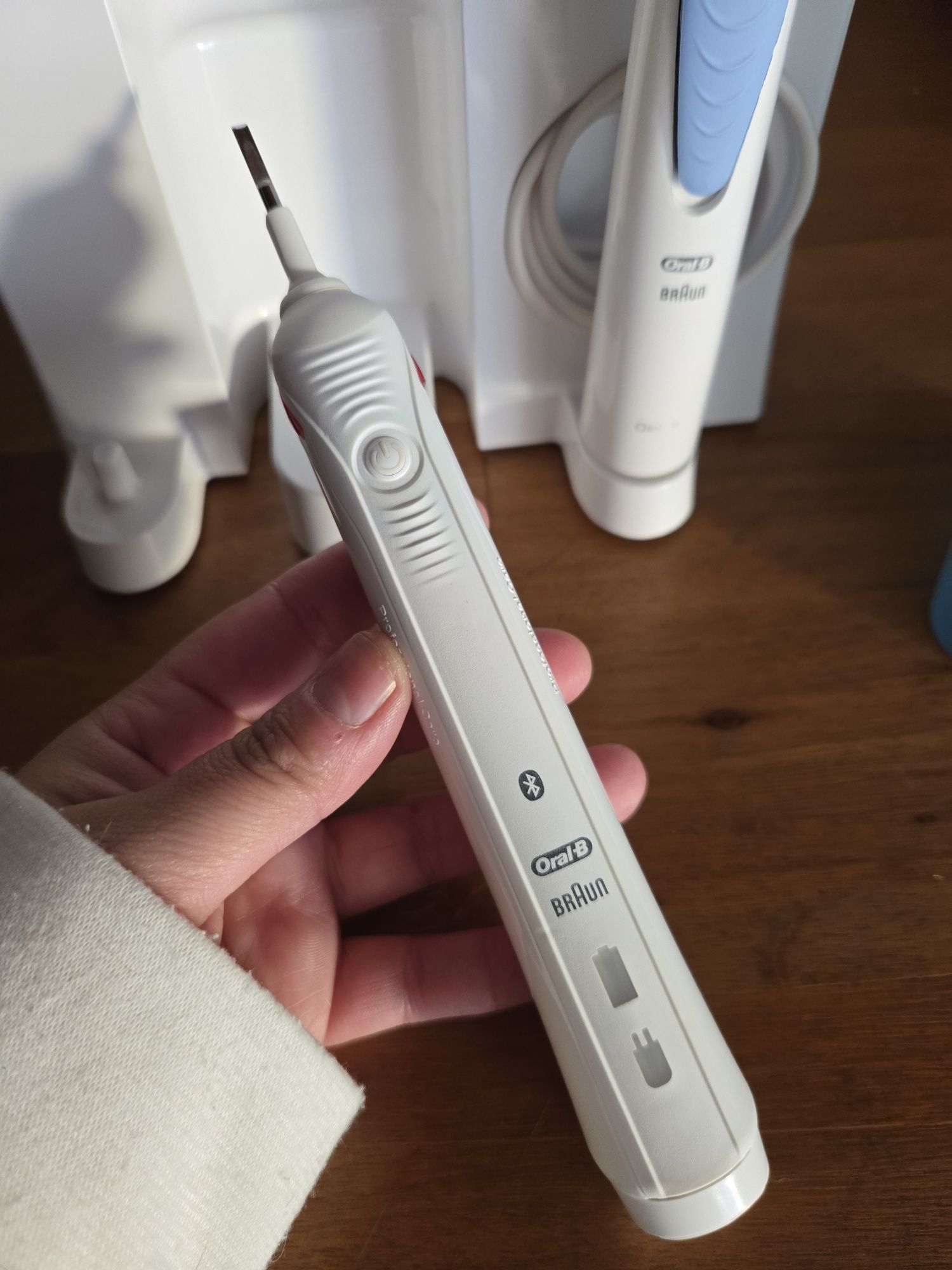 Escova + irrigador oral B oxyjet