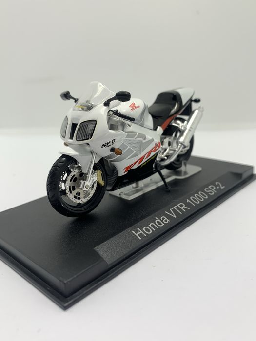 Honda VTR 1000 SP-2 Altaya 1/24