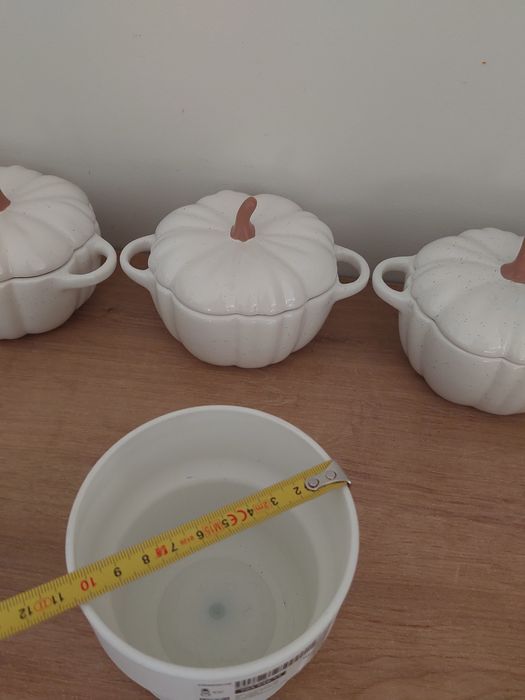 Osłonki na kwiaty Ikea