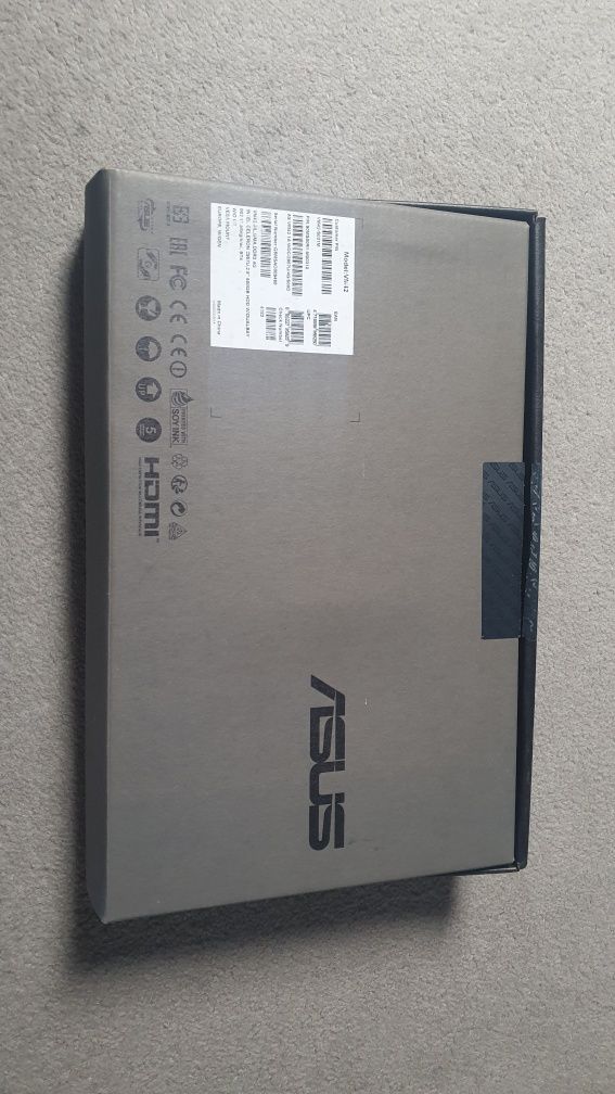 Komputer asus vm42